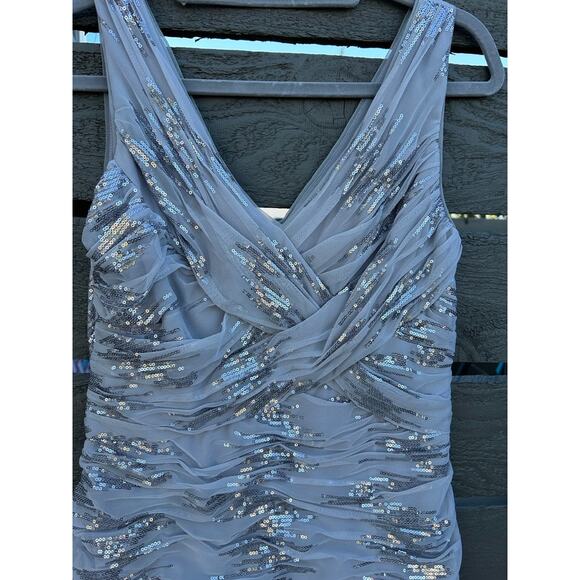 NWT Ralph Lauren Evening Dress, Gray, Ruched with Silver Sequin, V Neck, Sz 8 - Picture 3 of 7